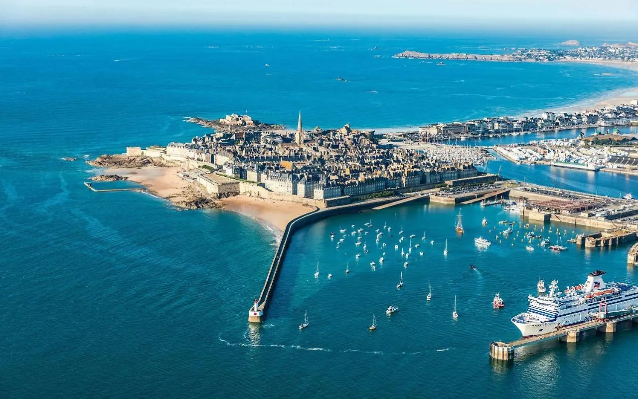 La Merveille De Rochebonne 3 Saint-Malo 0*,  France